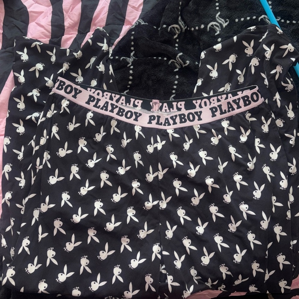 PLAYBOY Black and White Pajama Set
